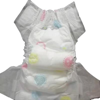 Cina QUALITY ECONOMIC BABY DIAPERS Biodegradable Baby Diaper In China Factory in vendita