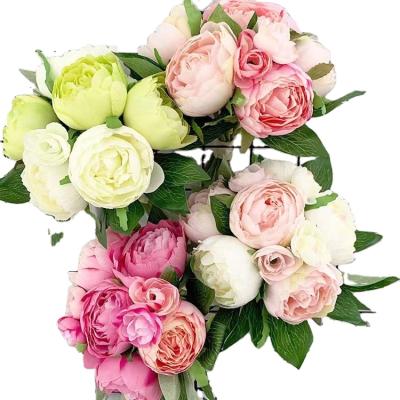 China HC1853 Wholesale High Quality Artificial Silk Fabric Peony Bouquet Bridesmaids Holding Camellia Bouquet for sale