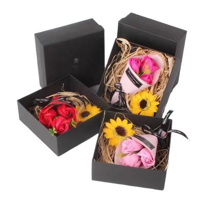 China Christmas Wedding Party Decoration HC1905 Wholesale Handmade Soap Bouquet 3 Multicolor Soap Roses For Girlfriend Valentine's Day Mother's Day Gift Box Containing for sale