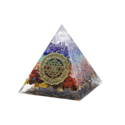 China Seven Chakra Crystals Orgone Pyramids Stone Natural Healing Gift Engraved Symbols Chakra Gemstone Resin Pyramid (AB1938) for sale