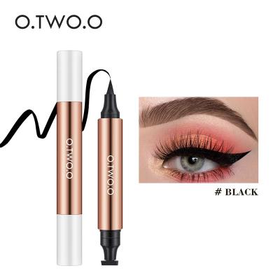 China O.TWO.O Waterproof Liquid Eyeliner Stamp Eyeliner Pen Waterproof Fast Dry Double Eye Liner Pencil Black Make Up Women Cosmetics for sale