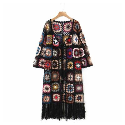 China Vintage Custom Ethnic Women's Anti-pilling Patchwork Patchwork Tassel Sweater Handmade Crochet Knit Cardigan for sale