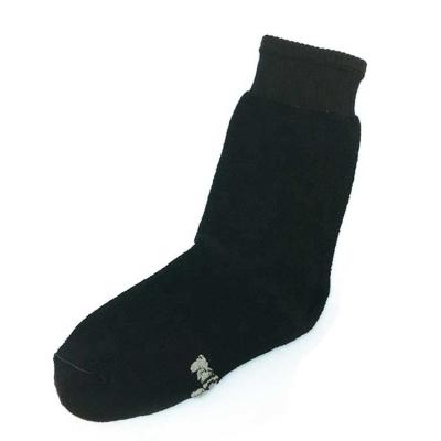 China Black Unisex Running Socks with Breathable Design Solid Pattern Material for sale