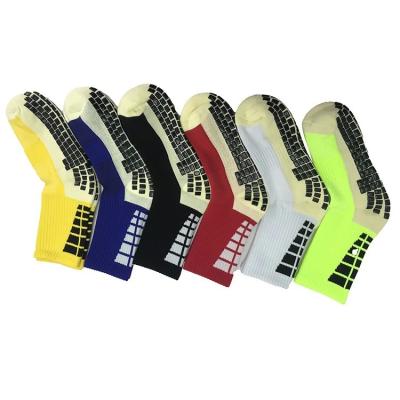 China Antislip Warm Sweat-Absorbing Football Socks with Print Pattern and Breathable Material for sale