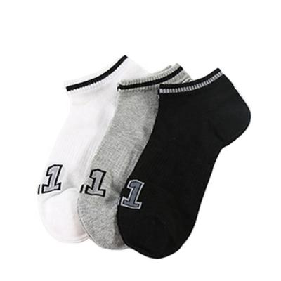 China Breathable Low Cut Short Ankle Sports Socks Dress Woven 5 Finger Toe Socks for Men for sale