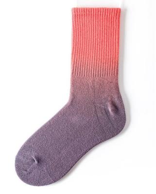 China 22% Polyester Needle Detection Yes Gradient Cotton Tie Dye Tube Socks for Men and Women for sale