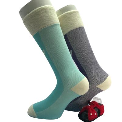 China Printed Thick Socks Knitting Machines Cozy Long Socks for Women's Winter Home Casual Style for sale