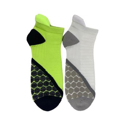 China NO Needle Detection Summer Running Low Cut Men Crew Anti Slip Sports Socks for Buyers for sale