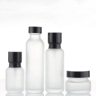 China PERSONAL CARE Glass Bottle Sets 40ml 100ml 100ml 50g Cosmetic Skin Care Bottle Set For Personal Care for sale