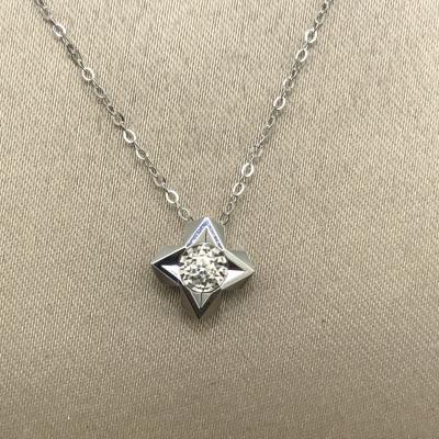 China Quincunx Classic Style 18K Real Diamond Necklace for sale