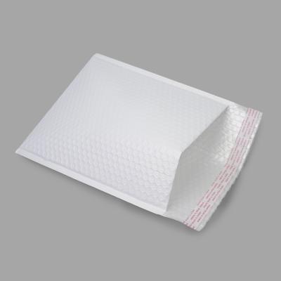 China Bubble Mailers Envelopes Coextruded Film Eco - Friendly Mailing Mailing Bags for sale