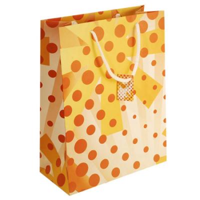 China Smartwise Customized Printing C2S Art Paper, C1S FBB Board, Kraft Paper Gift Bags with Handles for sale