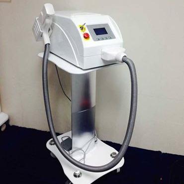 China Sincoheren beauty salon equipment q switch laser carbon yag laser skin machine carbon pigment removal peeling tattoo removal machine for sale