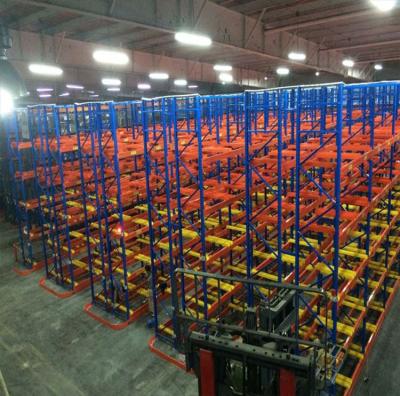 China Corrosion Protection Warehouse Storage Very Narrow Iron Aisle Pallet Shelving for sale