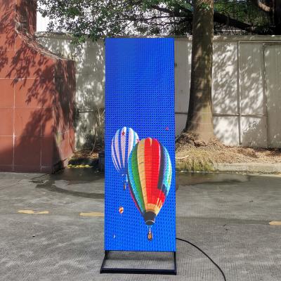 China Commercial Advertising Controller P2.5mm Outdoor Wireless Led Outdoor Led Poster for sale