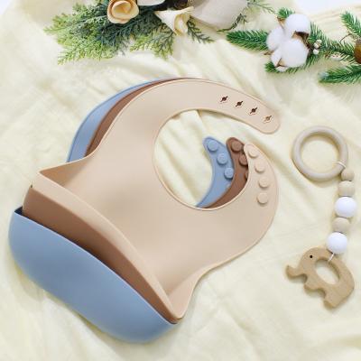 China CLASSIC Hot Selling Soft Silicone Safe For Baby And Easy To Clean Waterproof Baby Bibs for sale