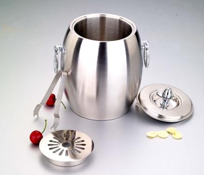 China Sustainable Double Wall Metal Ice Bucket Stainless Steel 1L/2L Champagne Beer Milk Tea Cooler Barrel With Lid 2 Sides Handle for sale