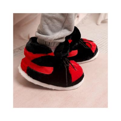 China Fashion Trend 2023 New Design Plush Slippers Yeezy Unisex Sneaker Indoor Slippers Yeezy for sale