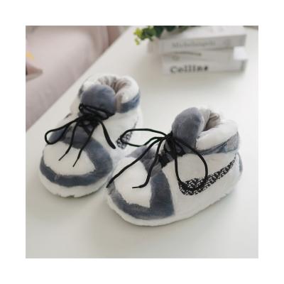 China Fashion Trend Custom Winter Yezzy Sneaker- Slipper Plush Women's Fuzzy Warm Sneaker Slipper One Size Fits All for sale