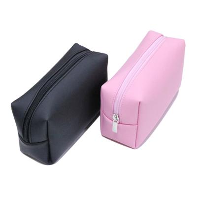 China Durable Low MOQ Wholesale Portable Pink Waterproof Fashion Cosmetic Organizer Bag Makeup , Pu Cosmetic Bags Te koop