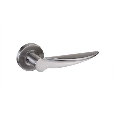 China Traditional High Quality Handles Key Hole And Cylinder Hole Lever Pull Outdoor School Door Handle Stainless Steel for sale