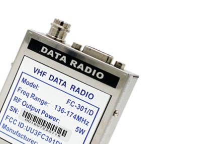 Cina Frequenza ultraelevata di VHF a banda stretta del modem radio della lunga autonomia di RS-232 5W per il sistema di controllo in vendita