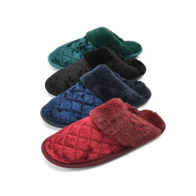 China Custom Made Unisex Quilted Fluffy Indoor Korean Slippers Fashion Trend Velvet Room Bedroom Slippers Fur Home Slippers for sale