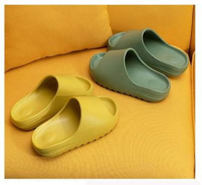 China CUSHIONING Summer Fashion Hot Adult Yeezy Slides Colorful Inspired Unisex Men Women Slide Slippers for sale