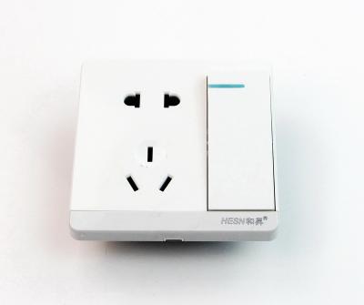 China Home Appliances Switch USB Electrical Wall Socket With Switch Wall Charger Wall Switches for sale