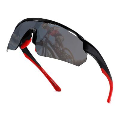 China Amazon hot sale outdoor polarized sports sunglasses for men 2022 football baseball golf glasses polarized sports sunglasses adult size for sale