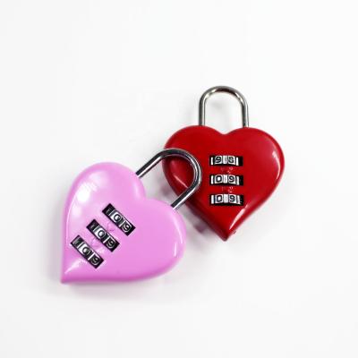 China Hot Selling EASETRIP Gym Number Padlock Customaized Heart Lock Travel Safety Love Locks Heart Padlock Gift for sale