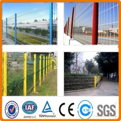 China Galvanized and pvc coated wire mesh fence (iso9001 (manufacture) for sale