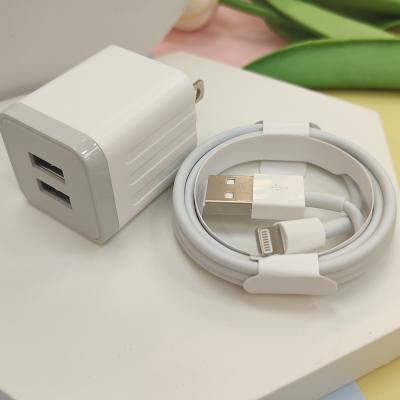 China New Design Mobile Phone Multiport 5v 2.1A Dual Port Charger With Usb Data Cable For Iphone for sale