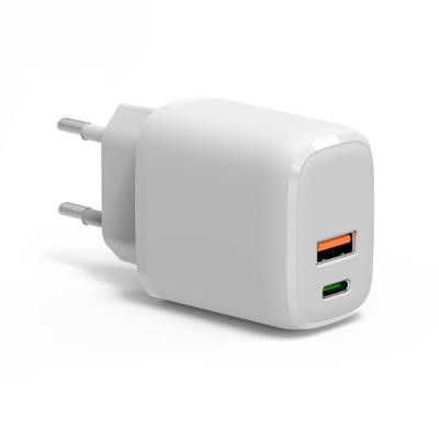 China Hot Selling 20W Charger PD 20W Fast Charging Charger With 1m Cable for sale