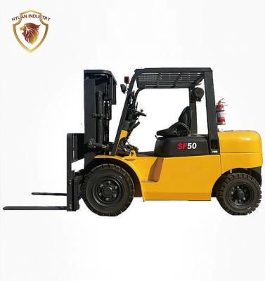 China Hotels Diesel Forklift 3 Ton Forklift Diesel Engine 1.2M Car Lift Fork 4.5M Height for sale