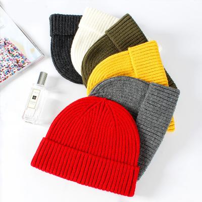 China Bestselling COMMON Hip Hop Logo Unisex Outdoor Skully Multi custom made Beanie Warm Winter Hats knitted by color for sale