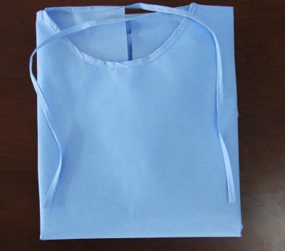 China Workshop Spunbonded Disposable Protective Isolation Gowns Dust Free Non Woven Polypropylene 120*140cm for sale