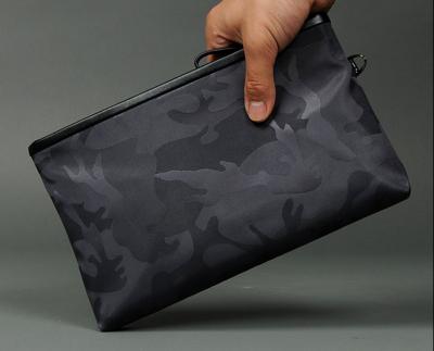 China High Quality Waterproof Cloth Mens Shoulder Bag Camouflage Clutch Bag for sale