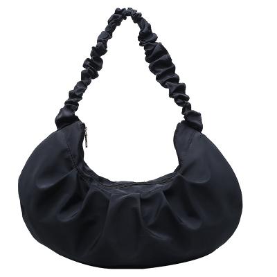 China Wholesale High Quality Brand New Design Fashion Dumpling Shoulder Bag Girl Casual Crinkle Shaped Canvas Tote Bag for sale