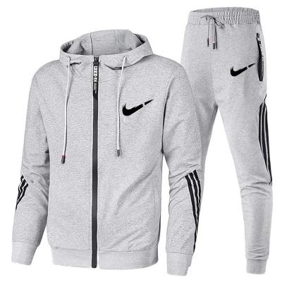 China Men's Slim Fit Tracksuits Plus Hooded Breathable Tracksuit Men Custom Training Wear for sale