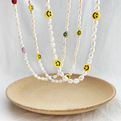 China Romantic Cute Baroque Natural Freshwater Pearl Acrylic Smile Face Beads Necklaces N0419 Candy Color With Smiley Face Necklace Candy Color Acrylic Smile Face Pearl Necklaces for sale