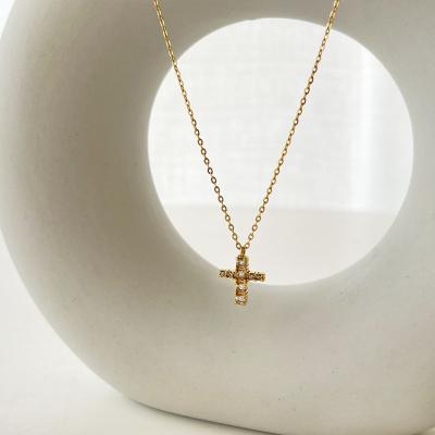 China Tasty Vintage Jesus Cross Rhinestone Pendant Necklaces N0621 Stainless Steel Religious Jewelry Thin Chain Necklace For Women Vintage Jesus Cross Rhinestone Pendant Necklaces for sale