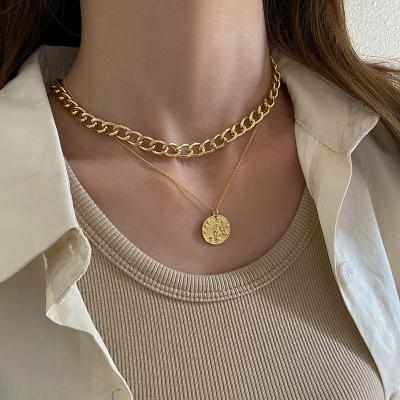 China Trendy Textured Minimalist Round Cut Angel Link Chain Pendant Necklace Coin Pendant Necklaces For Women Minimalist Round Cut Angel Link Chain Pendant Necklace for sale