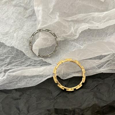 China Simple Rings Geometric Oval Delicacy Gold Chain Ring R0219 Minimalist Geometric Ring Link Chain Ring For Women Vintage Jewelry Daily Gift for sale