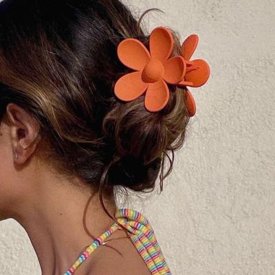 China Multicolor Big Daisy Flower Hairpins Hair Clips Big Daisy H0023 Multicolor Flower Summer Hairpins Pure Color Hair Accessories For Women Candy Color Florar Acrylic Hair Clips for sale