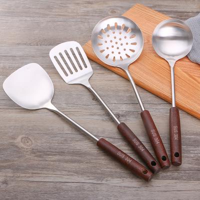 China Sustainable Kitchen Utensils Set 304 Stainless Steel Kitchenware Spatula Turner Ladle Non-Slip Wooden Handle Kitchen Cooking Tool for sale