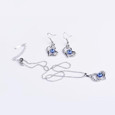 China New Next China Factory Silver Plating Jewelry Love Shape Necklace And Earring Sets for sale