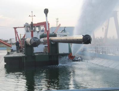 China 700mm Cutter Head Sand Mining Dredgers with Anchoring Booms Sand Dredging from Lake for sale