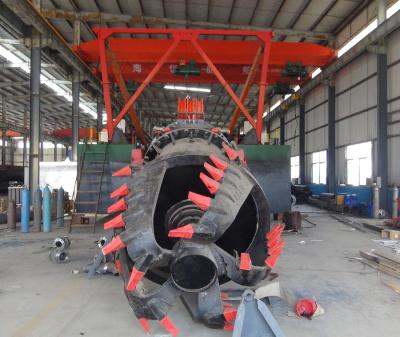 China Professional 960 cbm/h Cutter Suction Mud dredging boat for Mud Removal 14 m Dredging Depth for sale