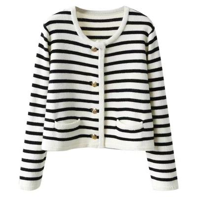 China Breathable 2022 Autumn and Winter New Metal Buckle Short Sweater Women's Black and White Striped Wool Knitted Cardigan for sale